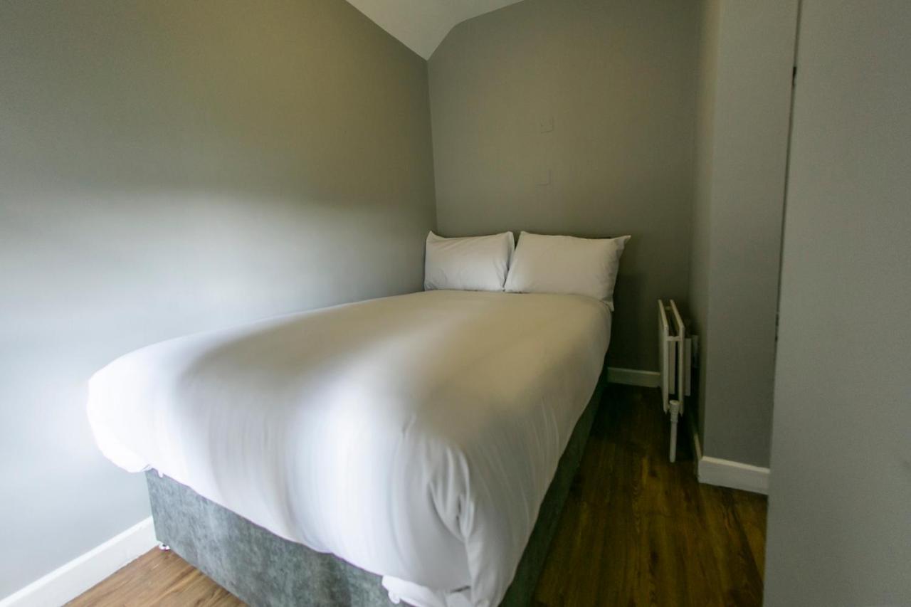 Leevin Hostel Mountjoy Дублин Экстерьер фото