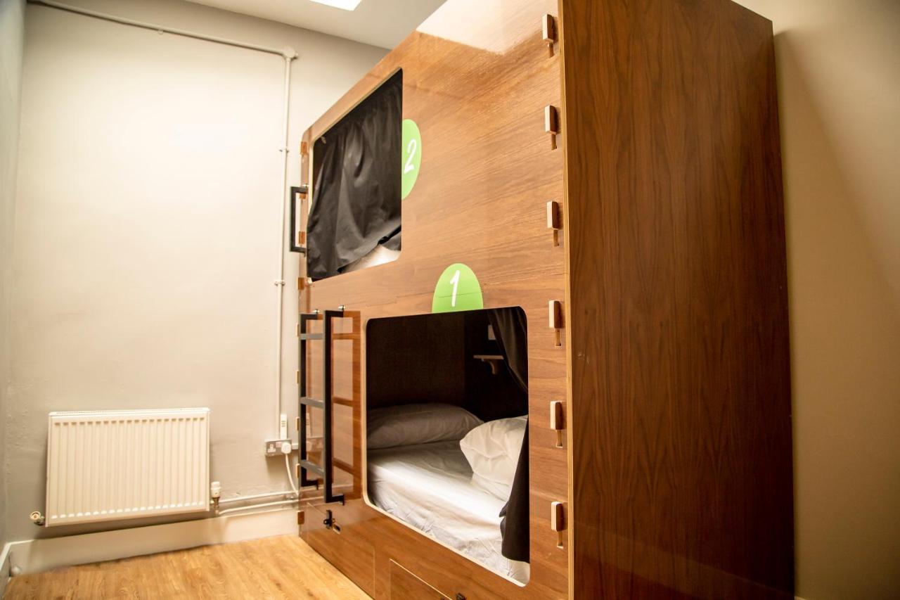 Leevin Hostel Mountjoy Дублин Экстерьер фото